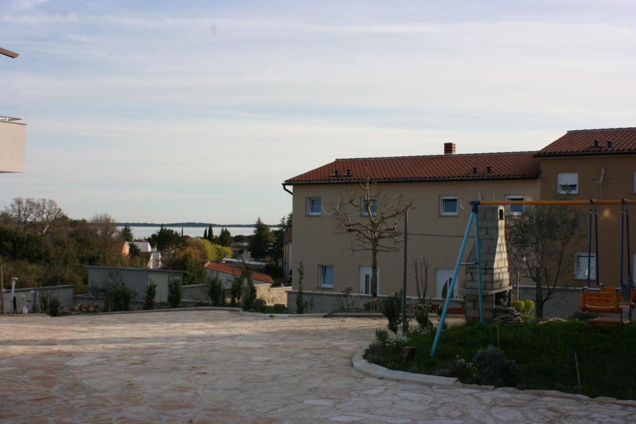 Appartement Dari Воднян Экстерьер фото
